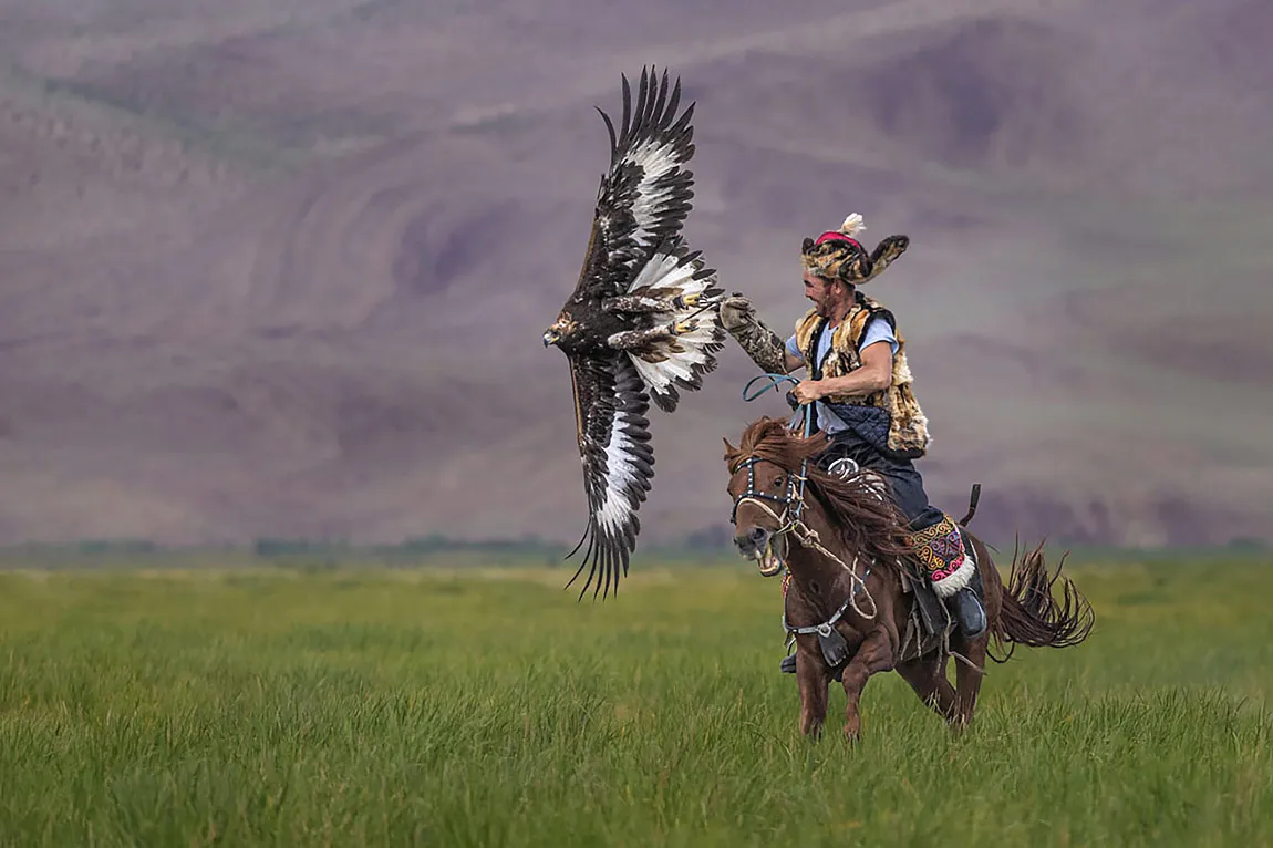 Mongolia and the great eagle hunters photo tour july 2025
